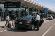 Human driver providing luggage help for winchester to sfo taxi